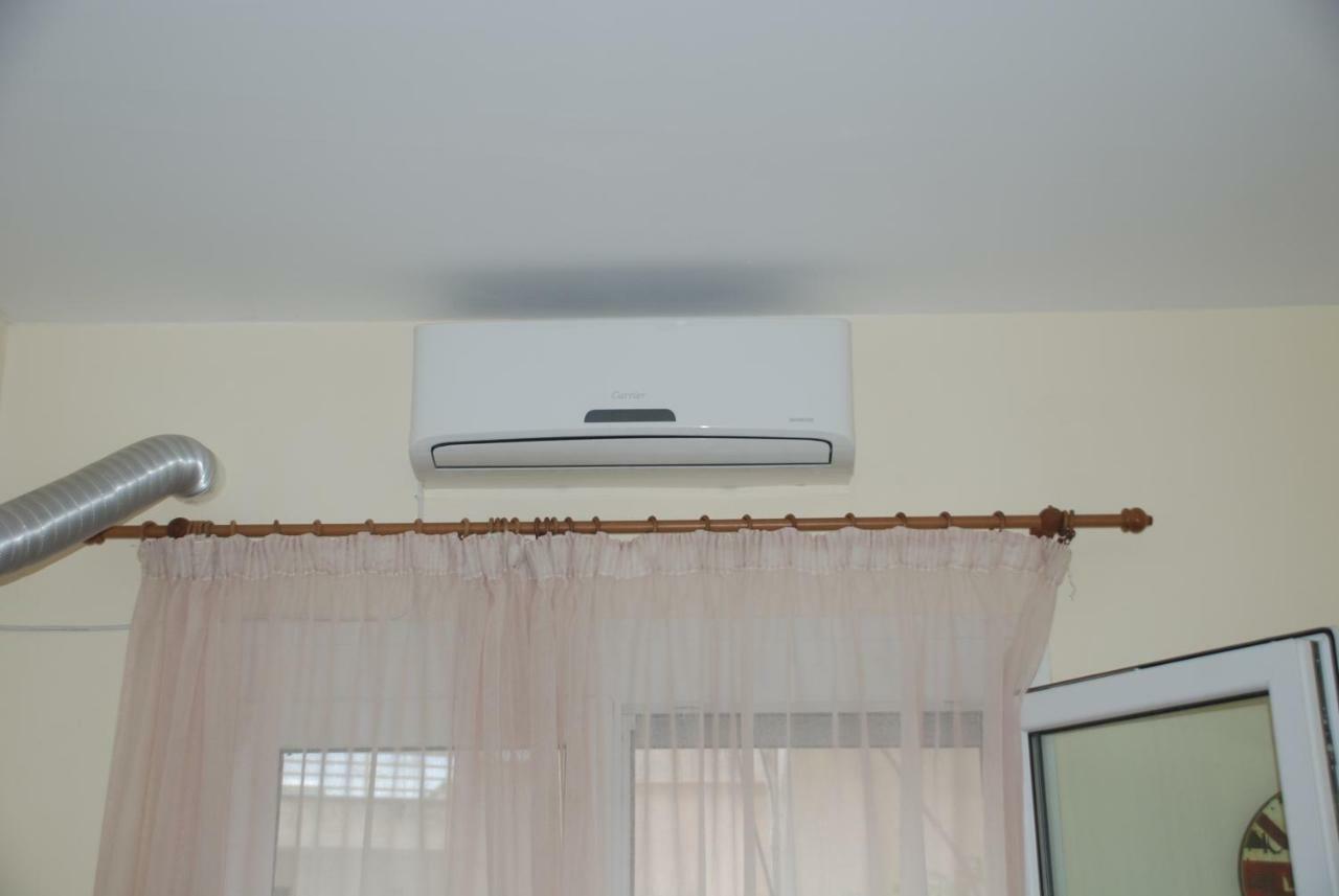 Cosy Studio Down Town Kavala Bagian luar foto